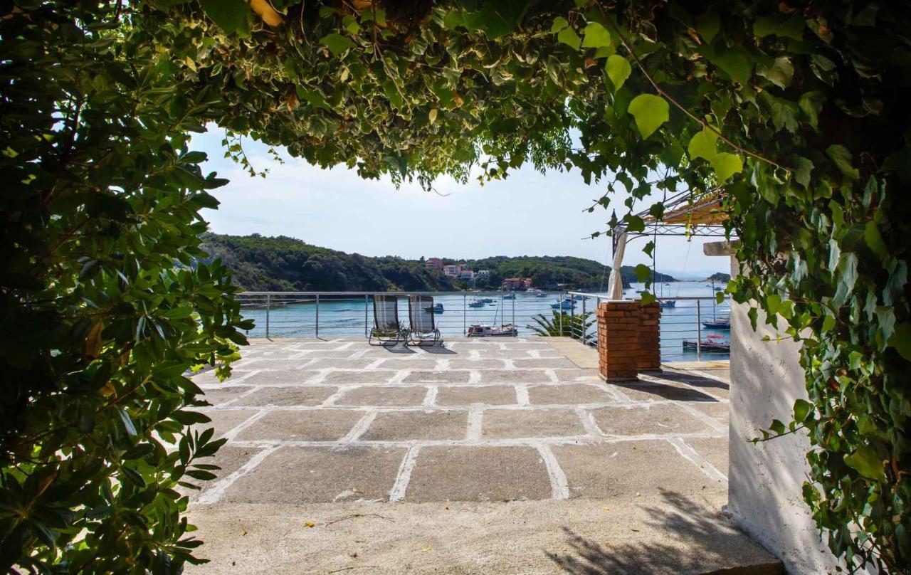 Beach Suite Nina Supetarska Draga Exterior photo